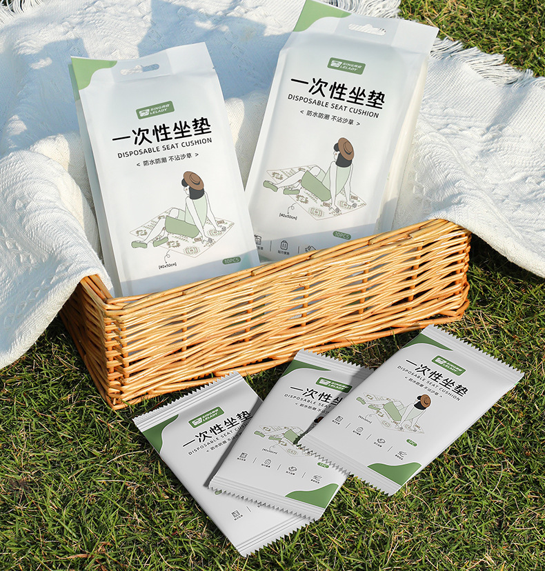 户外一次性坐垫防潮垫便携露营加厚防水地垫野餐草坪隔脏折叠垫子 15