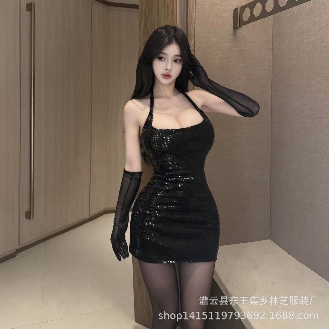 富家千金风烫钻挂脖连衣裙女高级感气质名媛包臀裙生日party礼裙