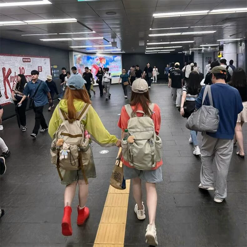 lululem旅行双肩包包女2025新款Wunderlust 大容量户外通勤登山包 20