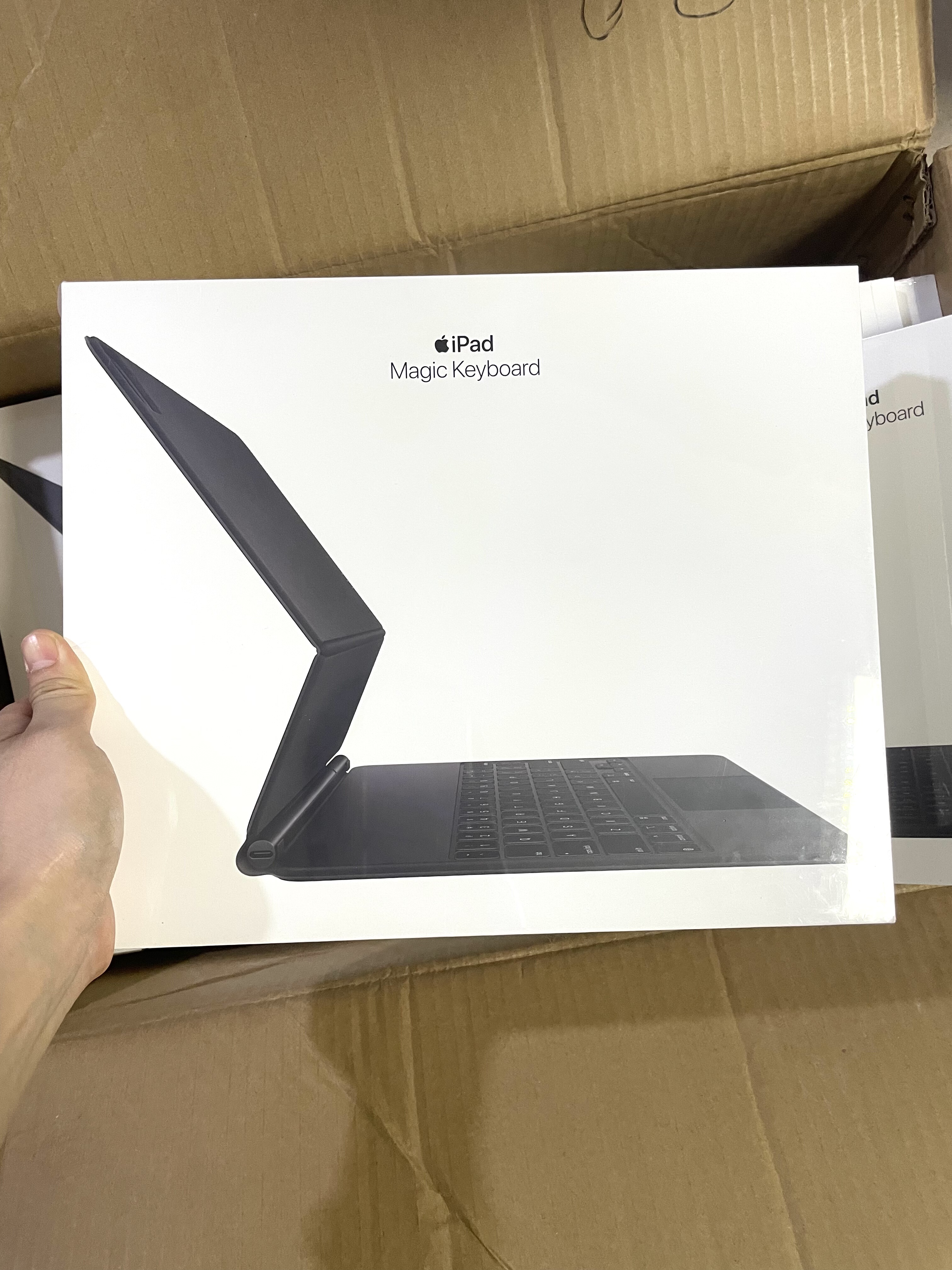 适用于苹果原装air6/7妙控键盘12.9/13寸悬浮款黑色iPad Pro12.9 2
