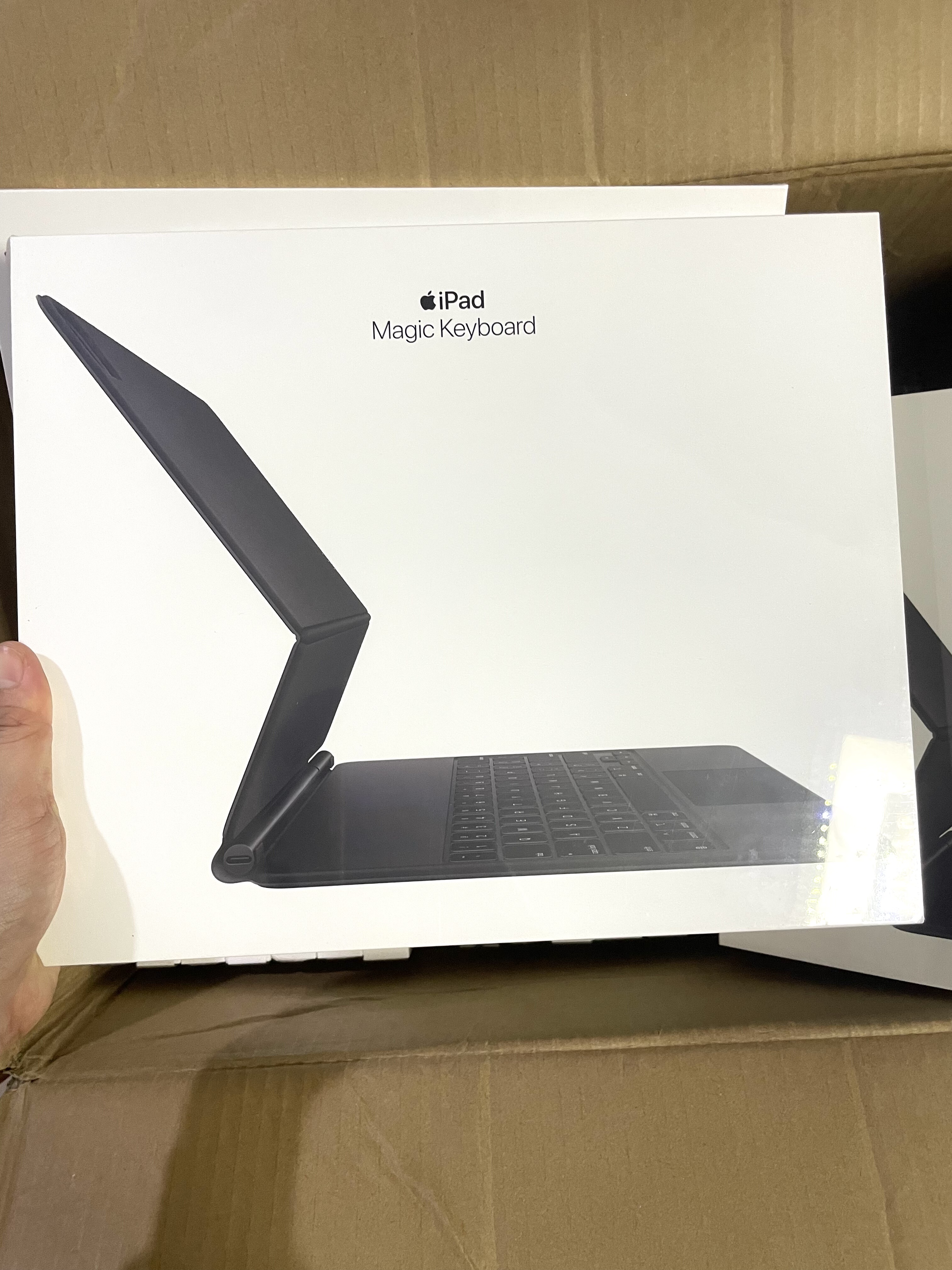 适用于苹果原装air6/7妙控键盘12.9/13寸悬浮款黑色iPad Pro12.9 4