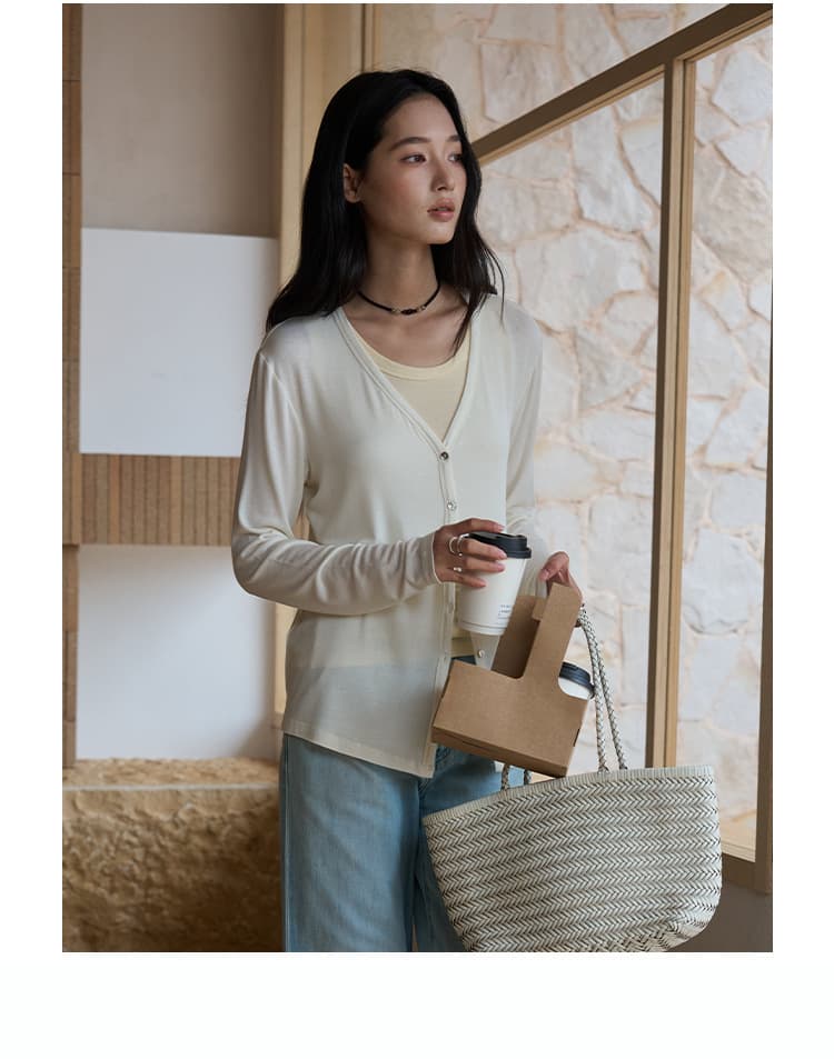 春夏天丝莫代尔开衫女蚕丝羊毛韩系亲肤针织衫轻薄纽扣长袖上衣 30
