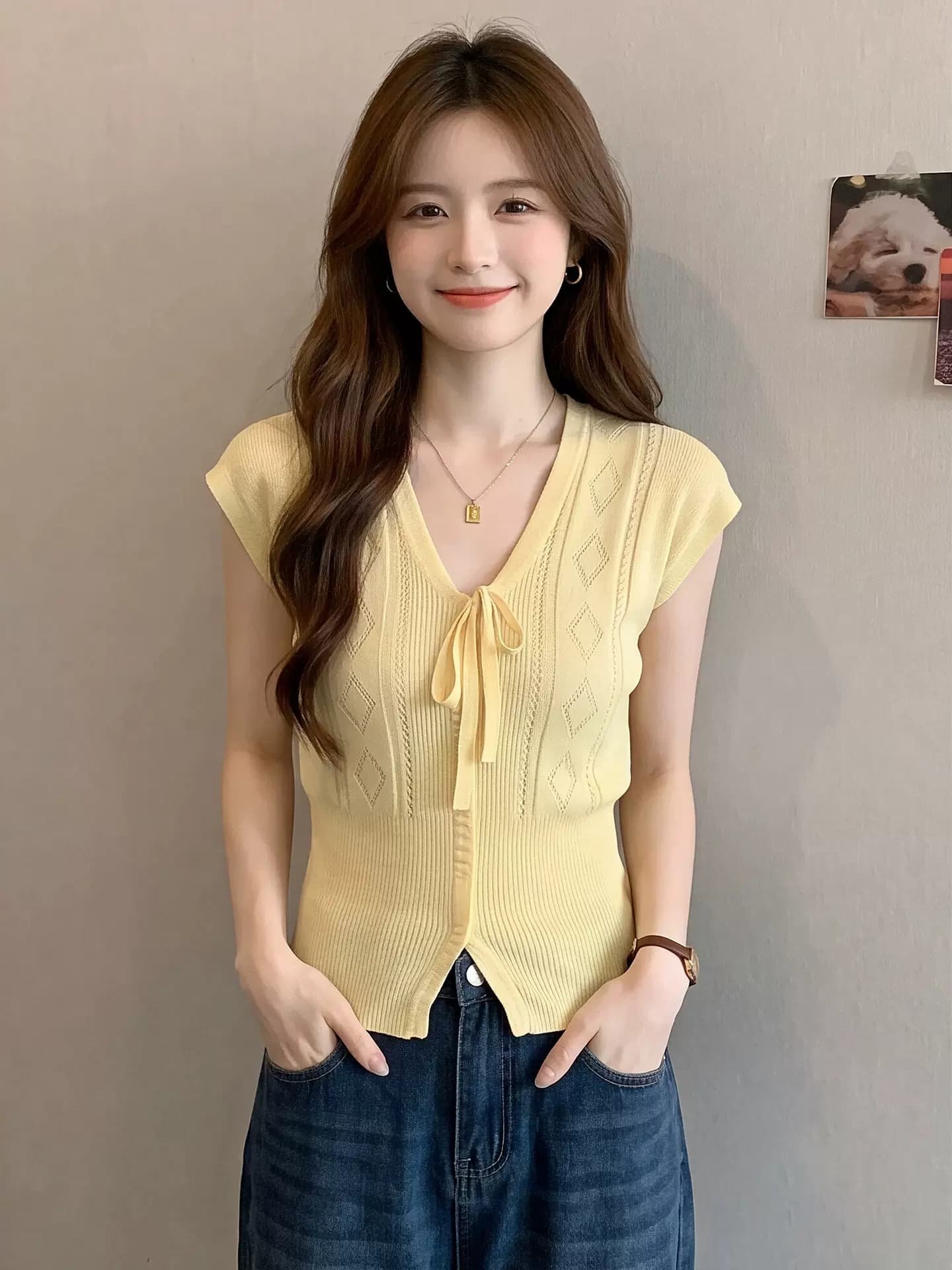 黄色抽绳V领针织马甲背心女夏季菱格刺绣肌理盖肩袖收腰无袖上衣 8